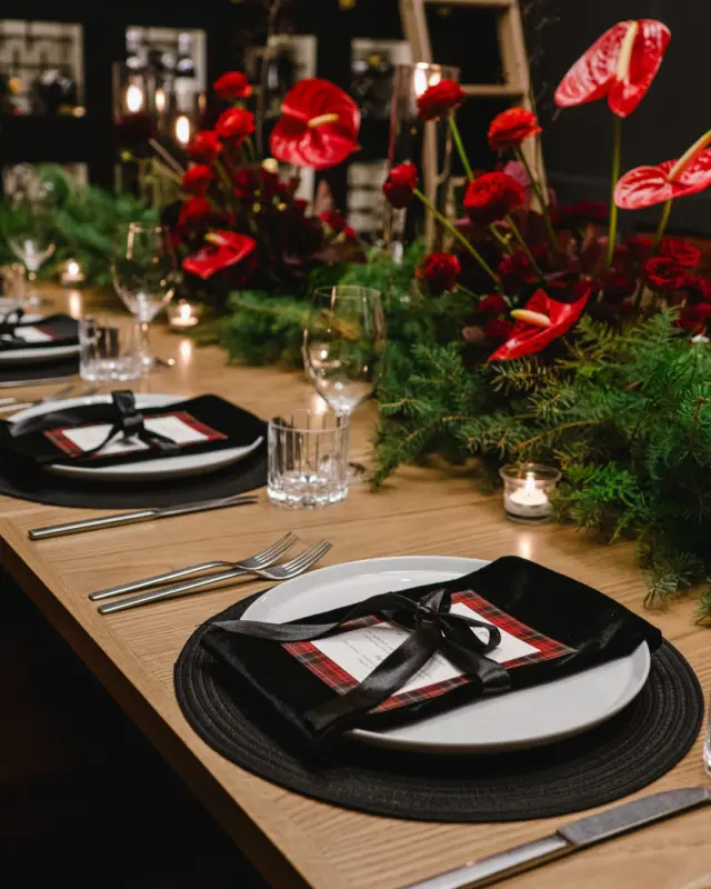 Holiday mischief hits differently at lunchtime. 😏✨

From December 9–18, we’re opening HEIST just for lunch events and holiday parties. Your team, your besties, and your favourite co-conspirators deserve a feast that feels a little… extra.

Spots are limited, so round up your partners in crime and steal your table before someone else does...

✨Steal your table now.