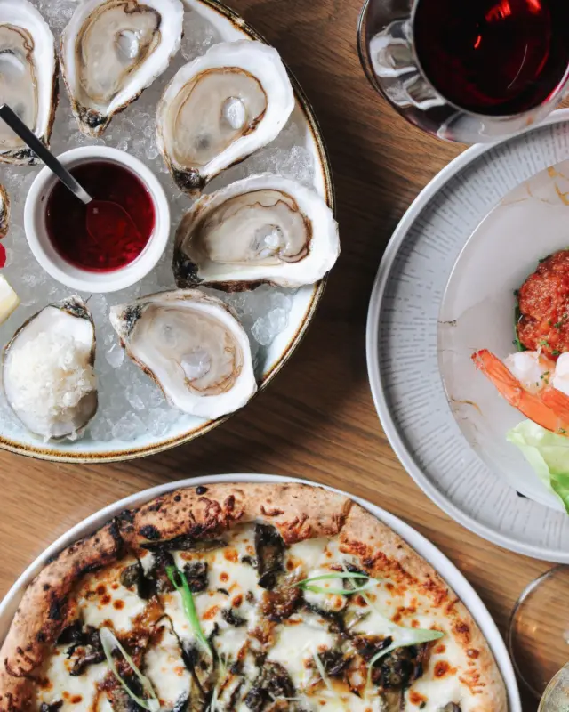 Some nights call for an early pour.

Happy Hour at HEIST is the perfect excuse to linger, unwind, and ease into the evening.

Join us and make your week a little more indulgent.

🍕 Half-price pizza + shareables
 🍸$12 cocktails
🍷 $10 wine by the glass
🍻 $7 Bankrolls